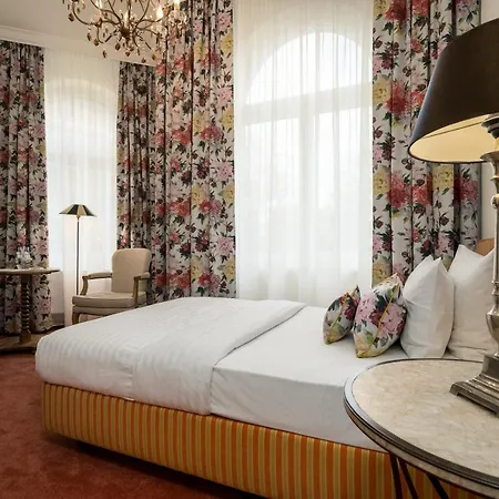 Am Stadthafen נויסטרליץ