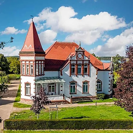 Am Stadthafen Szálloda 3*