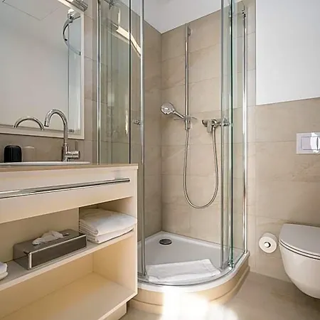 Am Stadthafen Szálloda 3*